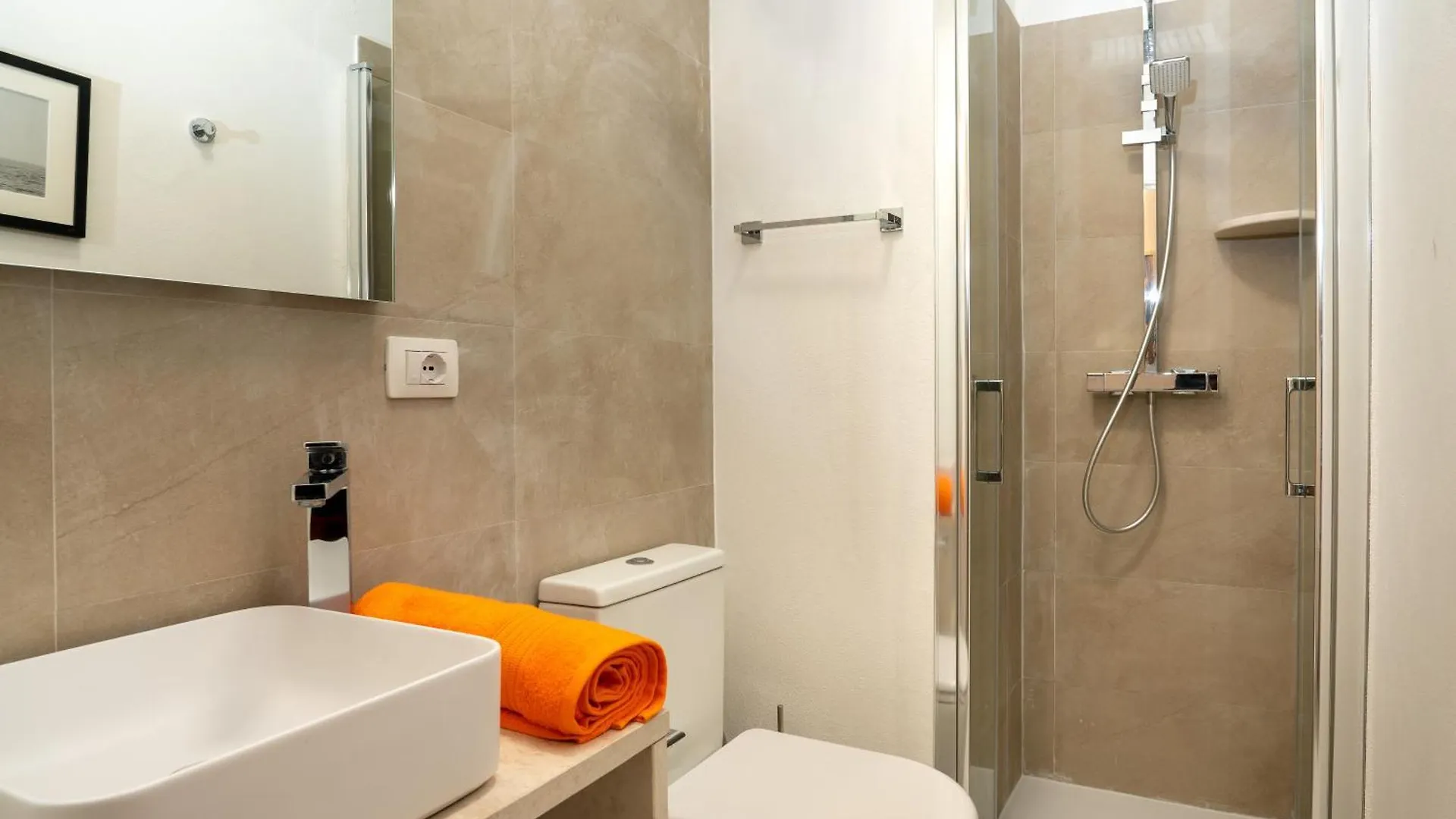Ortigia Courtyard Apartment By Ortigia Apartments Syracuse Italy