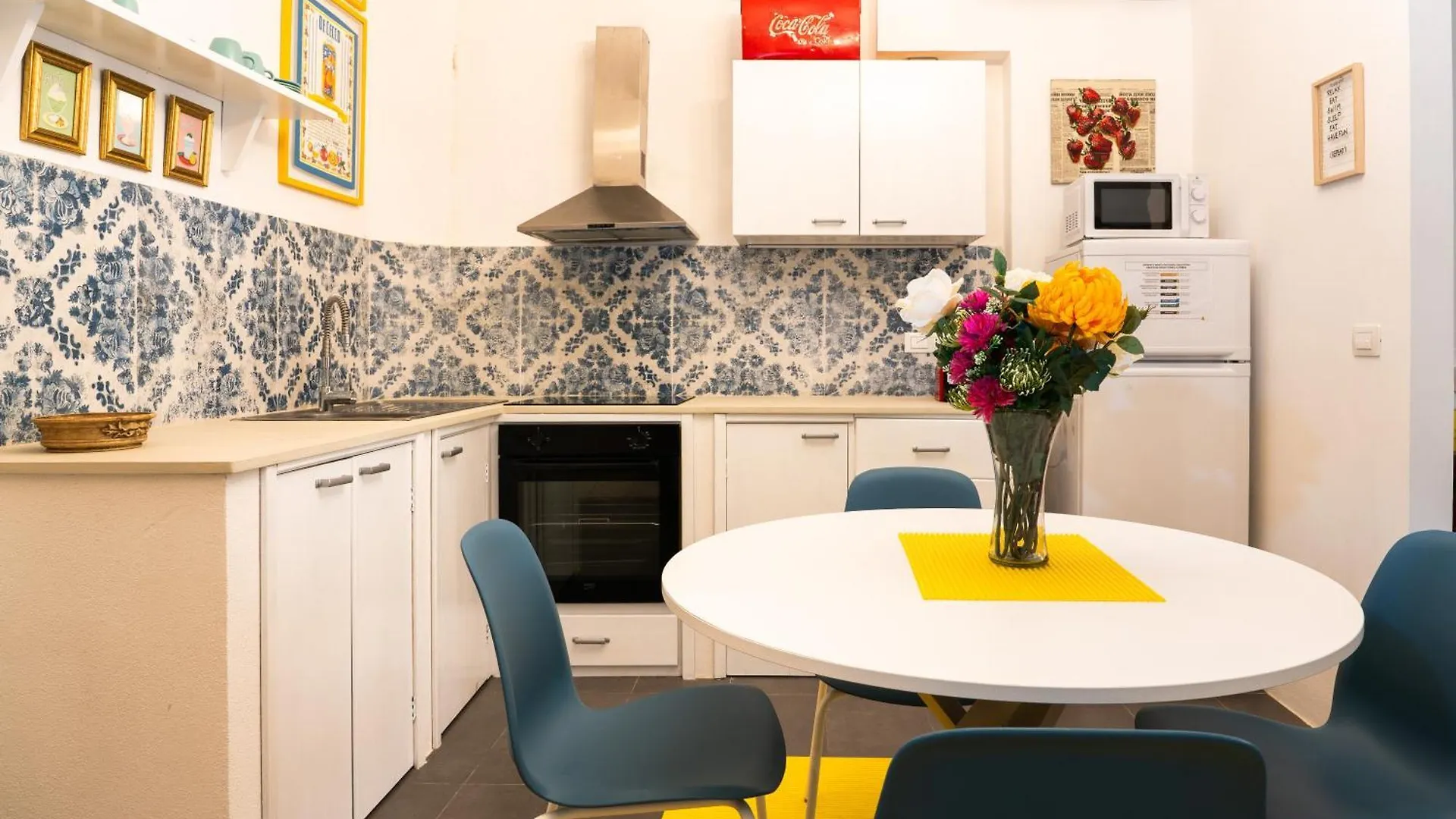 Ortigia Courtyard Apartment By Ortigia Apartments Syracuse Italy